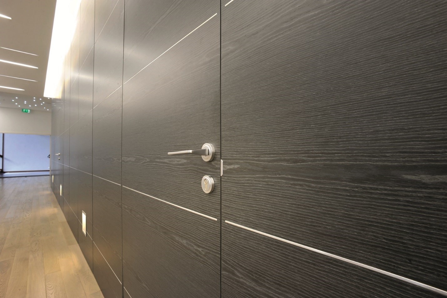 Наше производство деревянных дверей